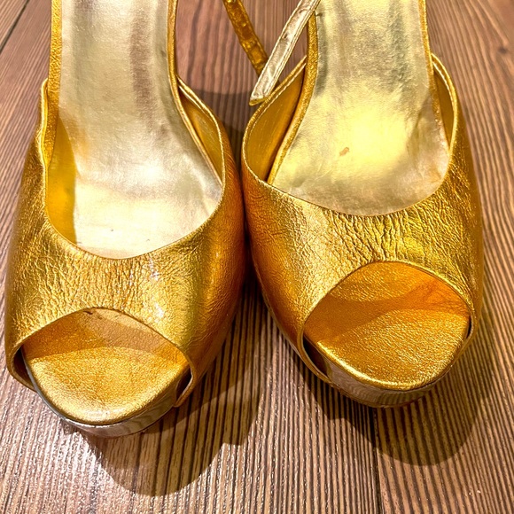 Sexy glam Aldo metallic gold 4” stiletto platform peep toe strappy heels Sz. 8.5 - Picture 6 of 11